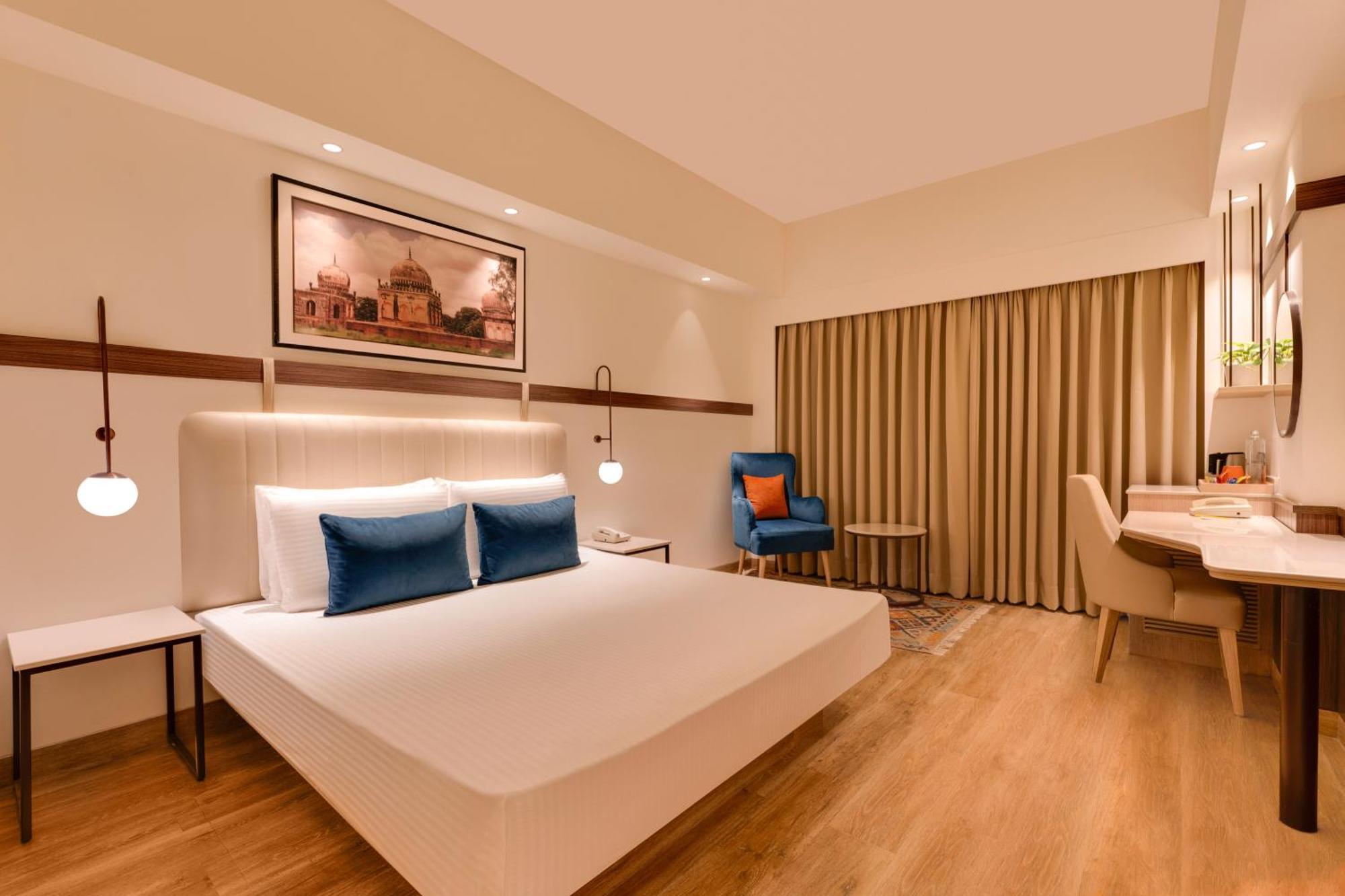 Lemon Tree Premier Hitec City Hyderabad Exteriör bild