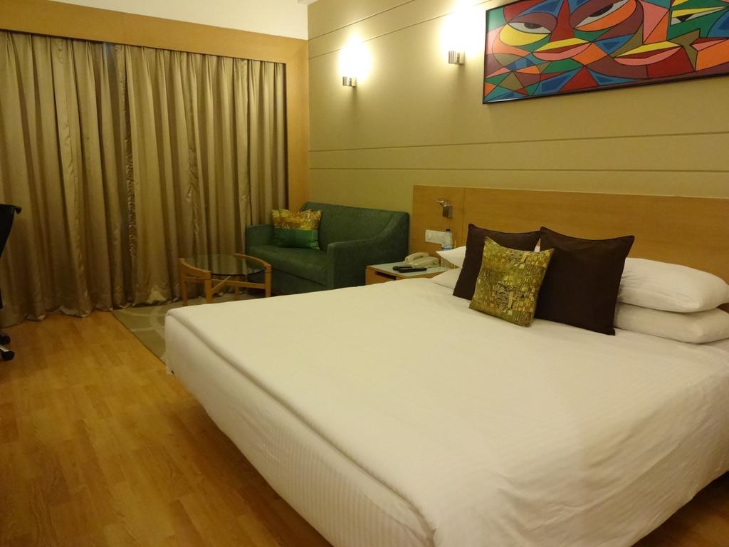 Lemon Tree Premier Hitec City Hyderabad Exteriör bild
